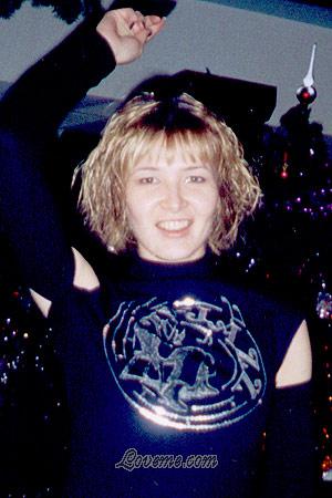 66504 - Svetlana Age: 32 - Russia