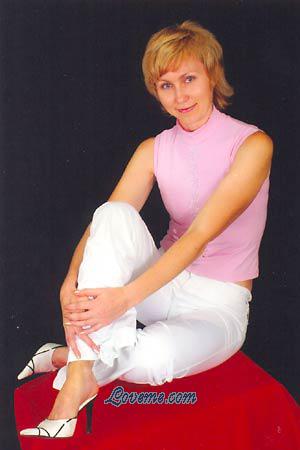 67004 - Elena Age: 43 - Russia