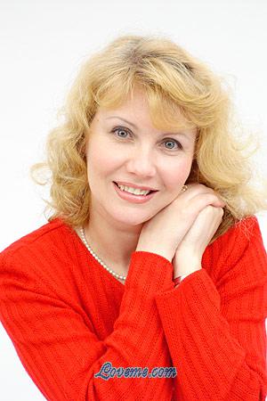 68724 - Svetlana Age: 50 - Russia