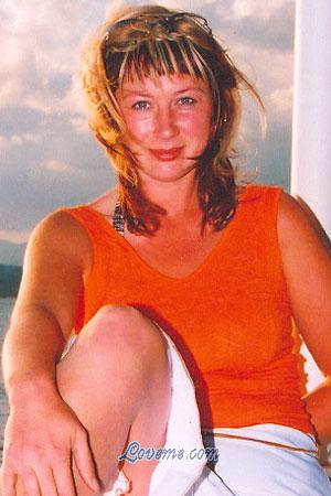 69689 - Elena Age: 37 - Russia