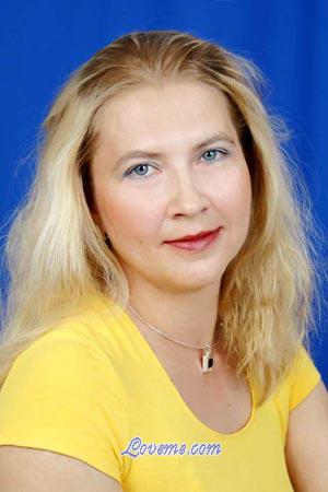 71559 - Ludmila Age: 45 - Russia