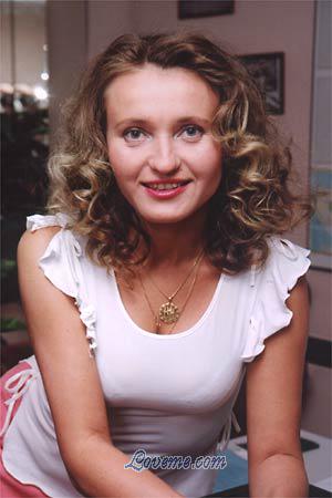 73103 - Svetlana Age: 43 - Russia