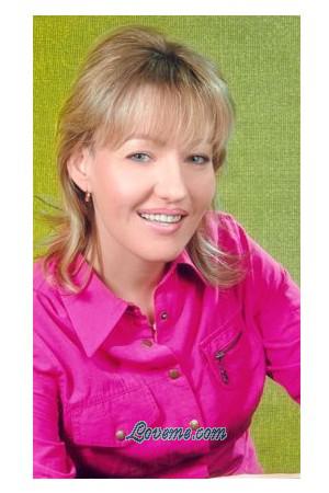 75450 - Elena Age: 42 - Russia