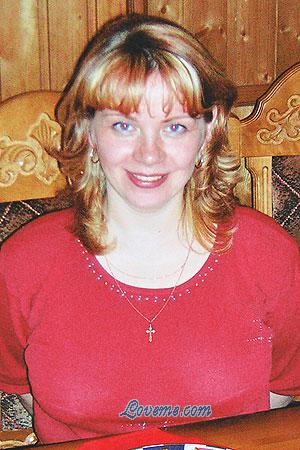 79093 - Elena Age: 42 - Russia