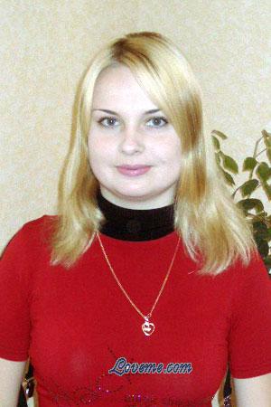 80347 - Elena Age: 33 - Russia