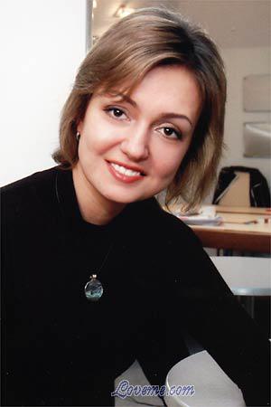 82843 - Polina Age: 40 - Russia