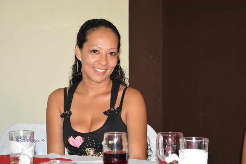 costa-rica-women-33